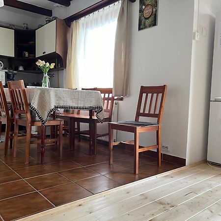 Idill Ueduelohaz Villa Tiszafüred Exteriör bild