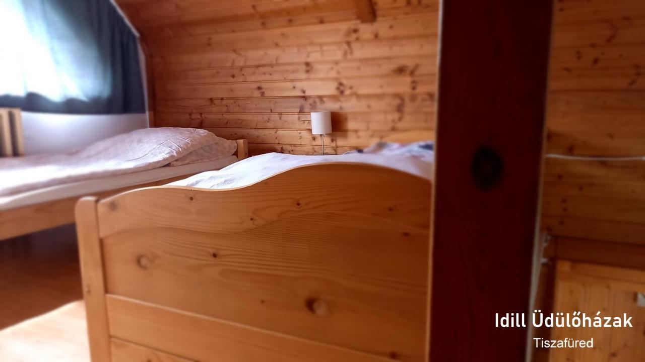 Idill Ueduelohaz Villa Tiszafüred Exteriör bild