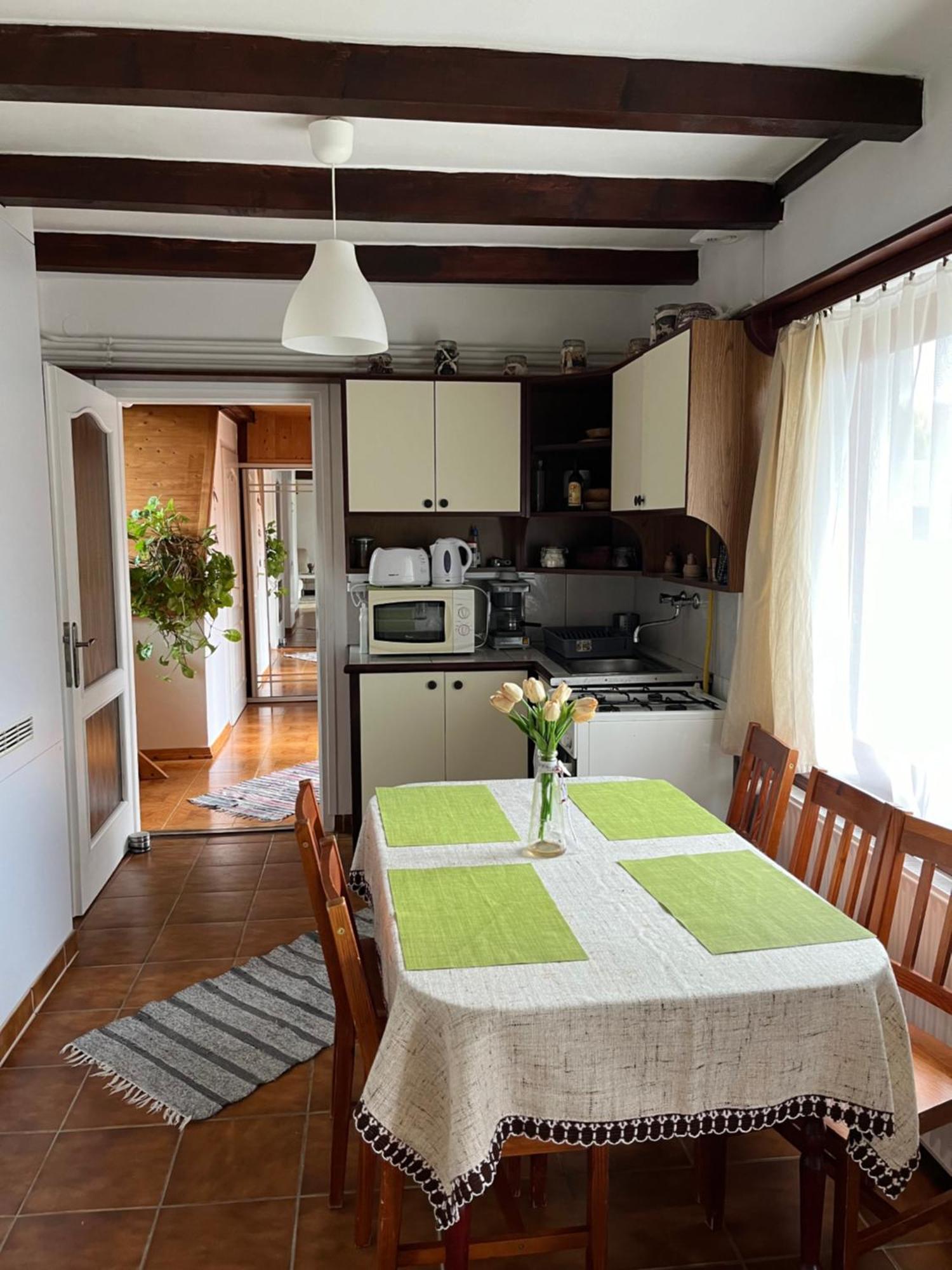 Idill Ueduelohaz Villa Tiszafüred Exteriör bild